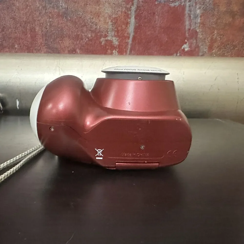 Polaroid 300 Red 60mm Focus Range Instant Camera, Tested and Working With Case